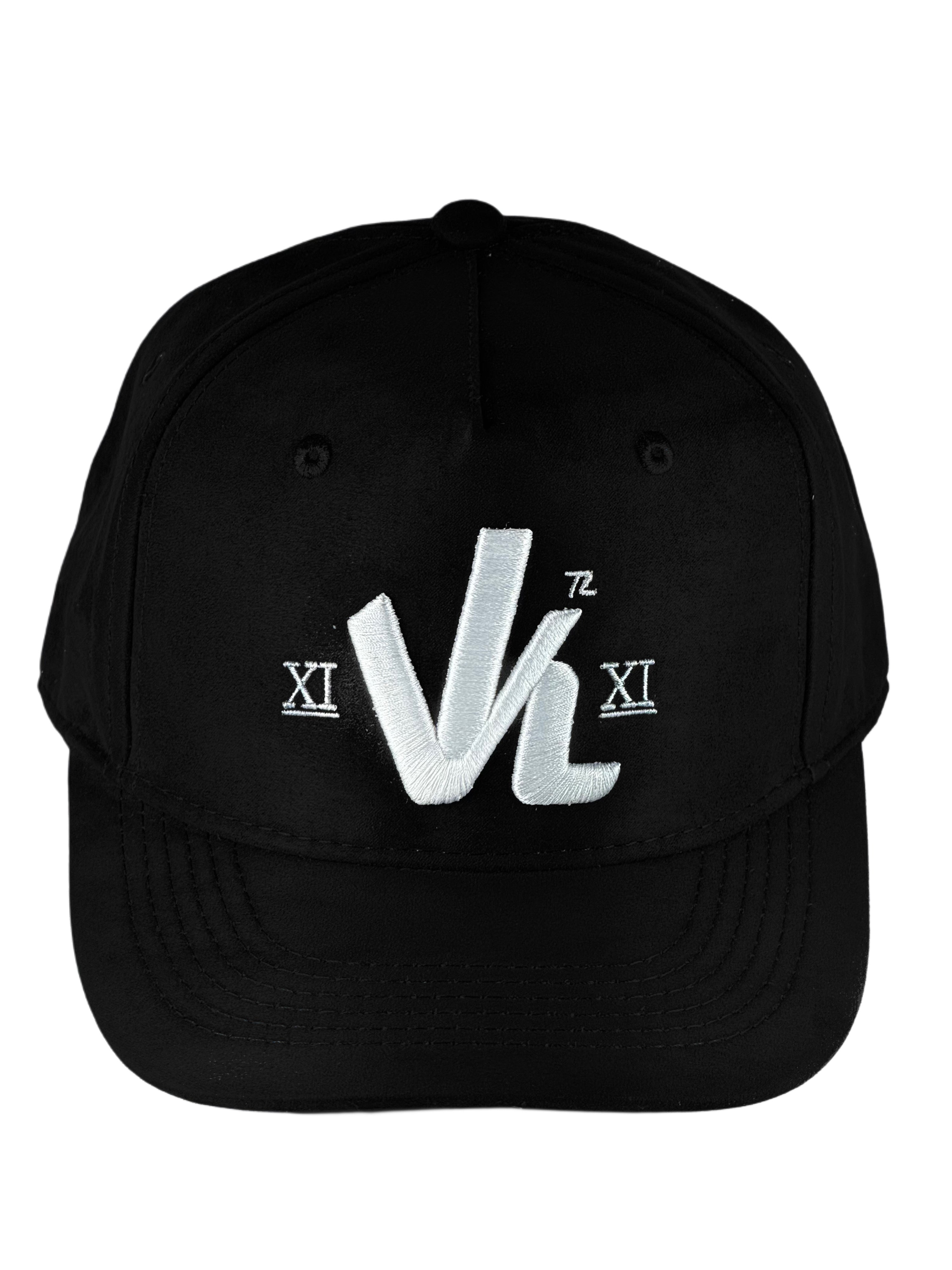 GORRA NEGRA EDICIÓN LIMITADA – NEW PHRASE BLACK AND WHITE