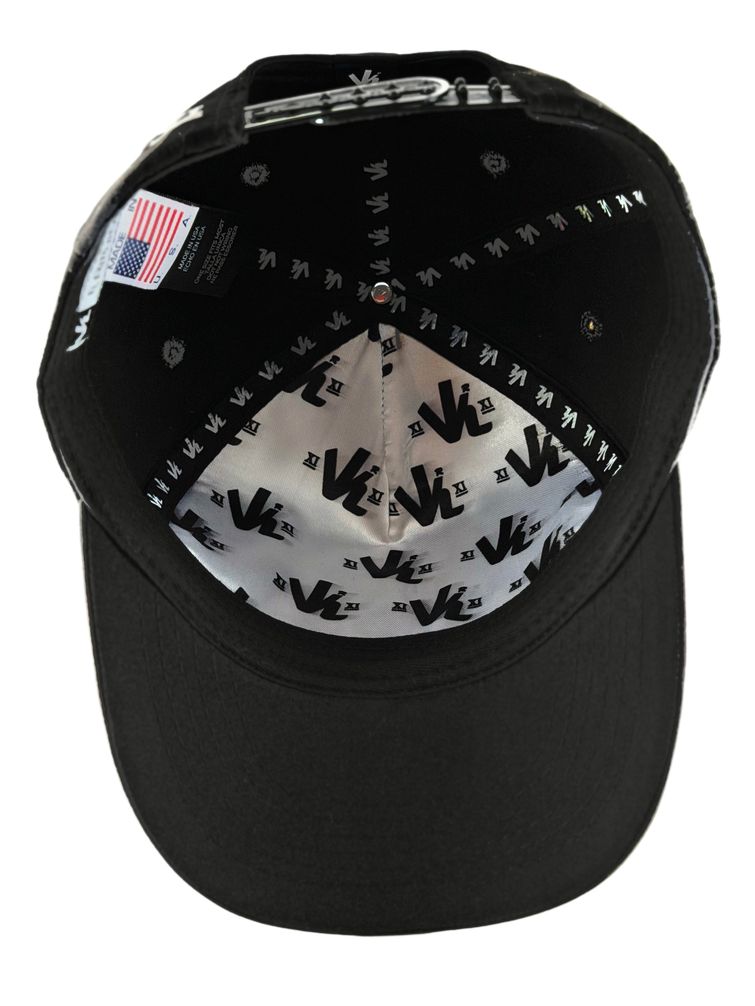 GORRA NEGRA EDICIÓN LIMITADA – NEW PHRASE BLACK AND WHITE